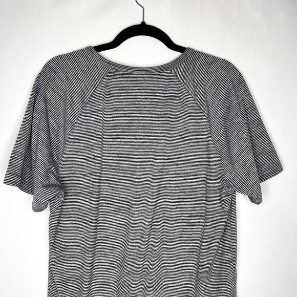 01. ALGO Performance quick dry moisture wicking UV SPF 40 Henley shirt Medium - Picture 8 of 11